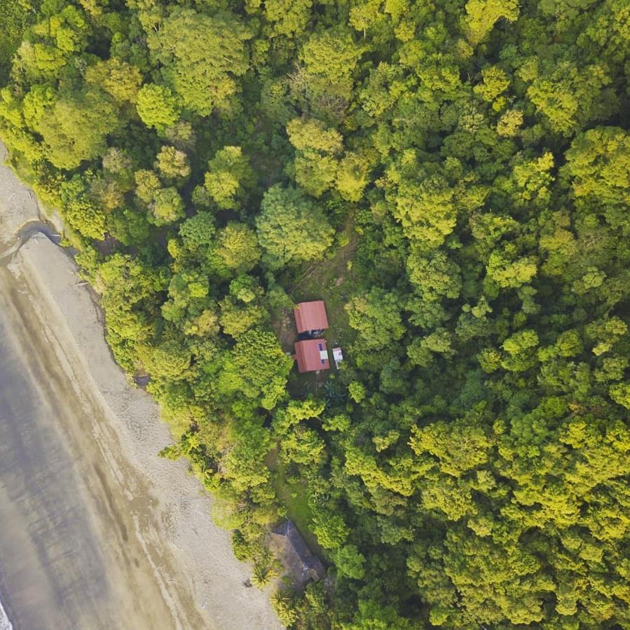 Safio. Una Casa En El Paraiso. Nuqui Luaran gambar