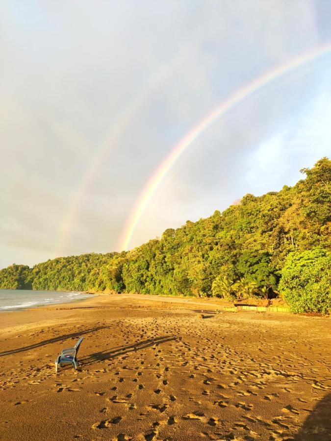 Safio. Una Casa En El Paraiso. Nuqui Luaran gambar